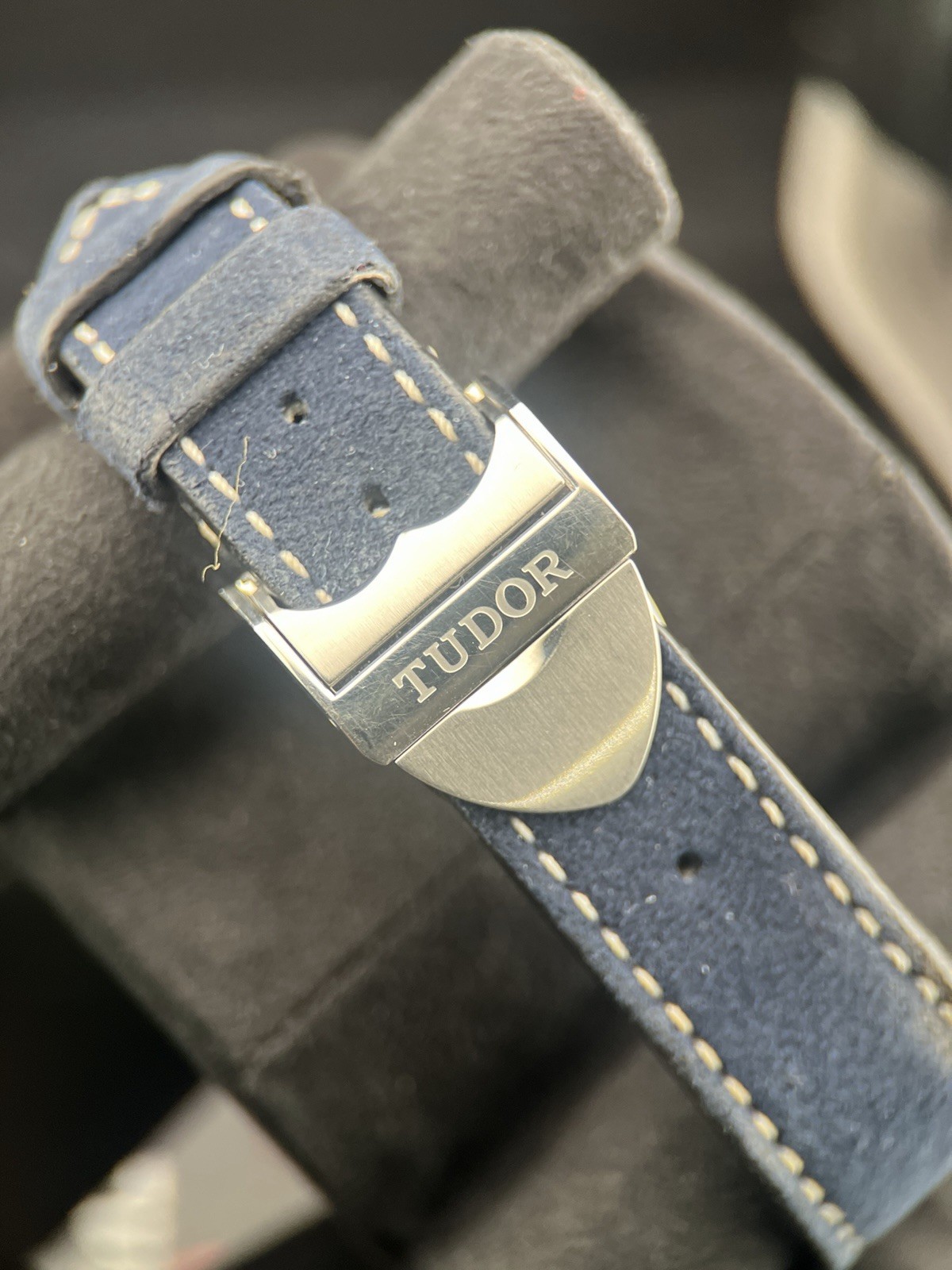 TUDOR Black Bay 79030B