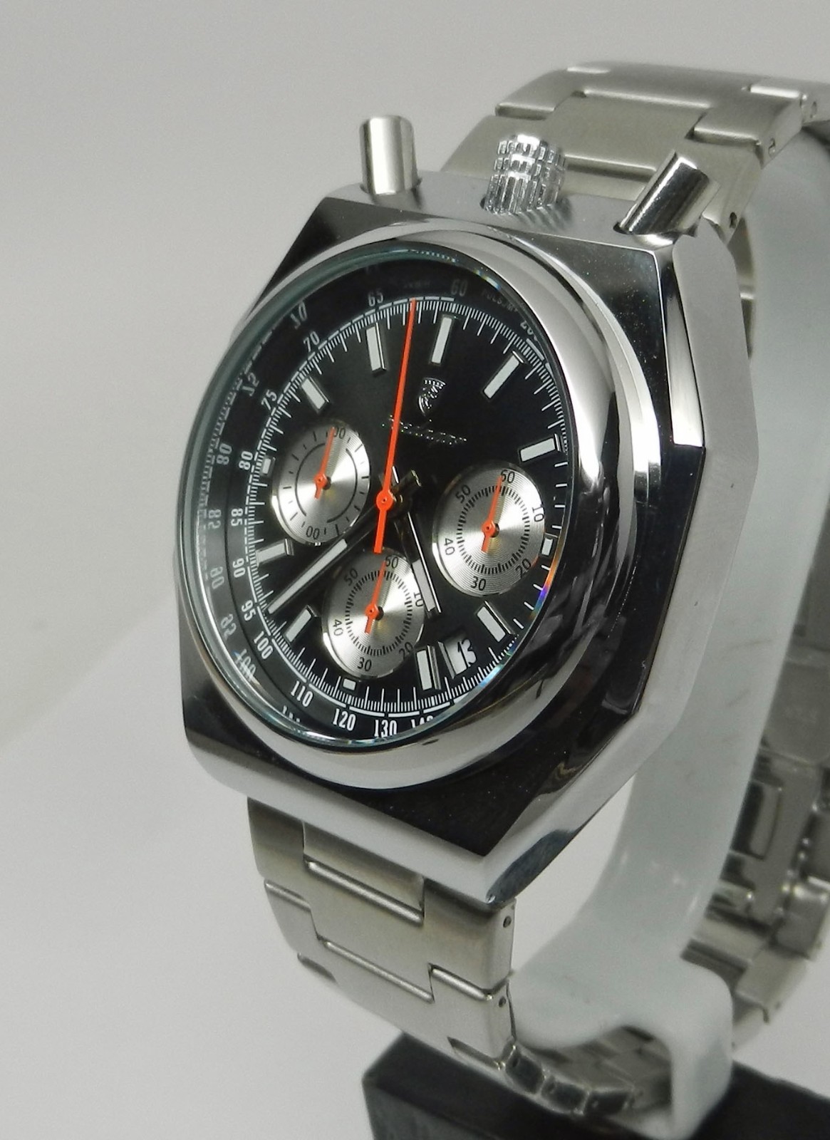 Men’s Retro Vintage Design Bullhead Octagon Chronograph Racing Driver 43mm Watch