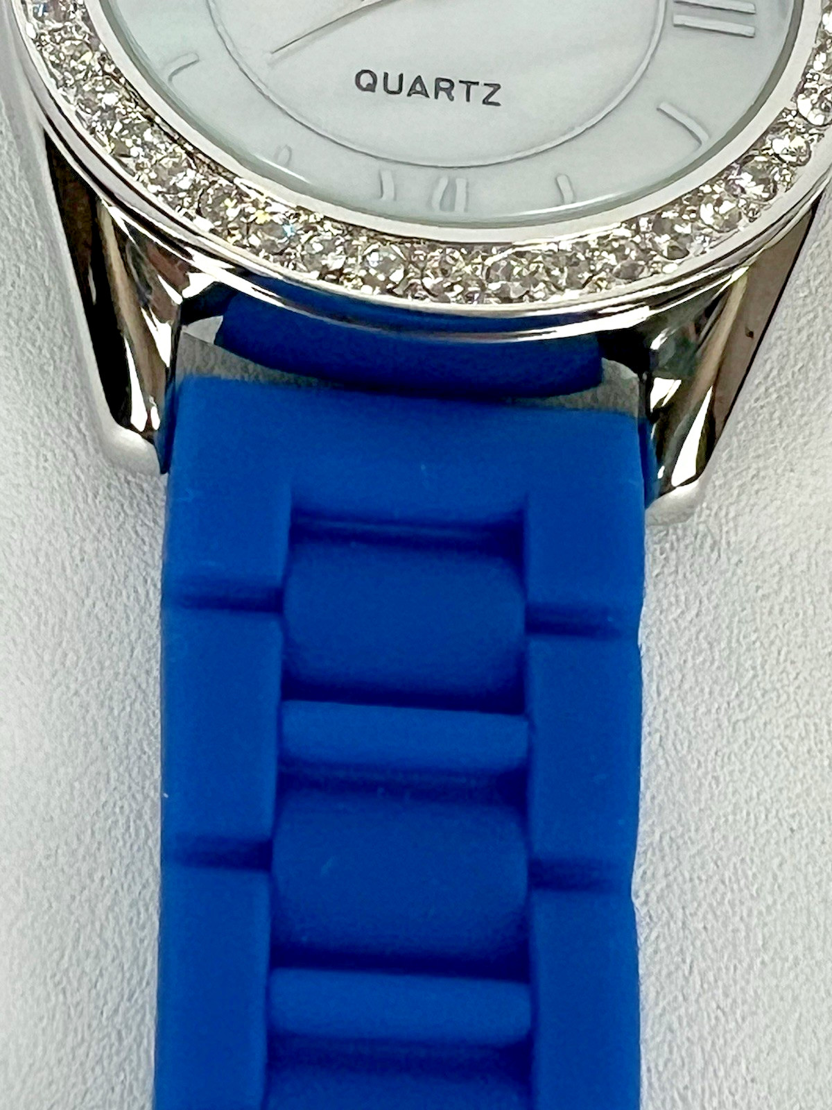 GOSSIP Blue Silicone Band Silver Tone Mother of Pearl Face w/ Crystals Quartz