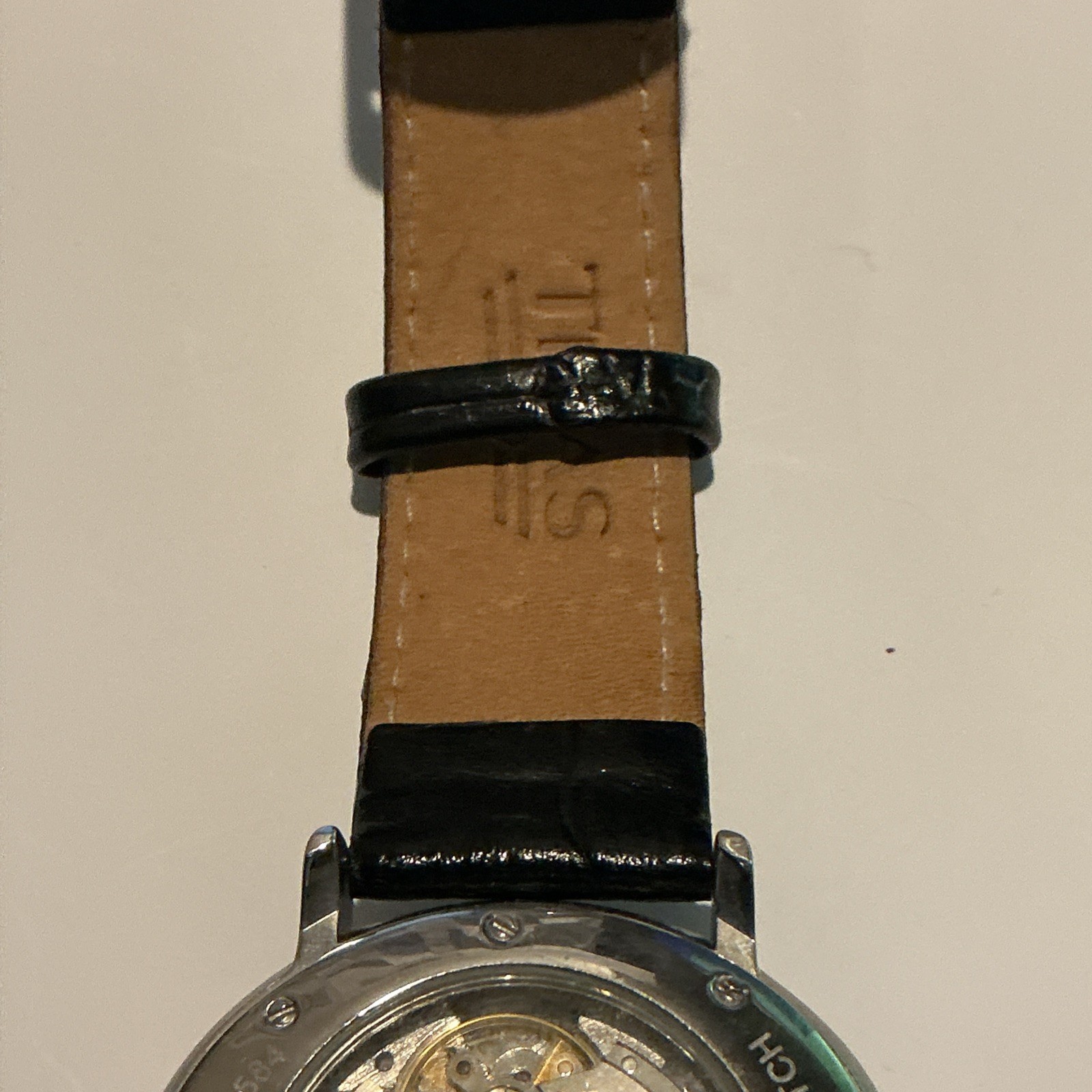 TRIAS GERMANY AUTOMATIC OVAL GLASS WATCH 35 JEWEL