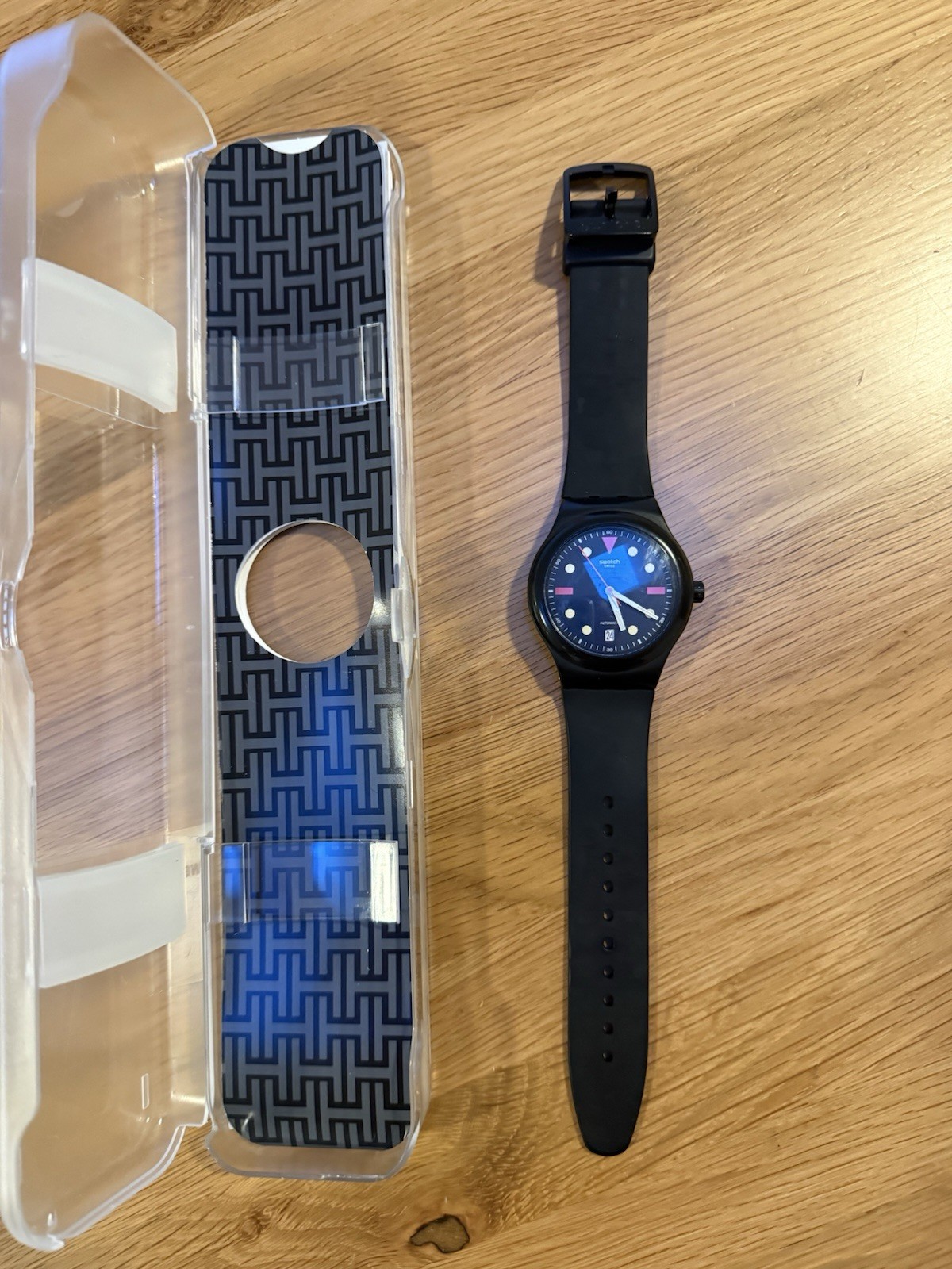 Hodinkee x Swatch Sistem51 Generation 1986