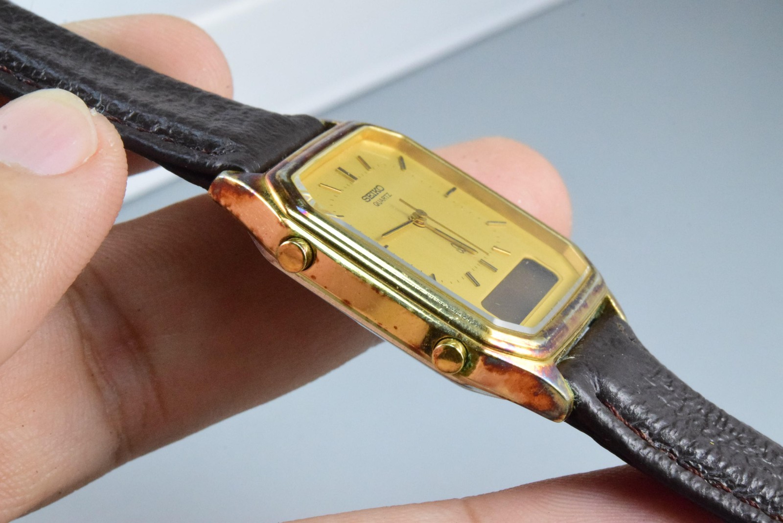 Vintage watch Seiko Gold Plate H449-5070 LCD DIGITAL Men Quartz Octagonal 31mm
