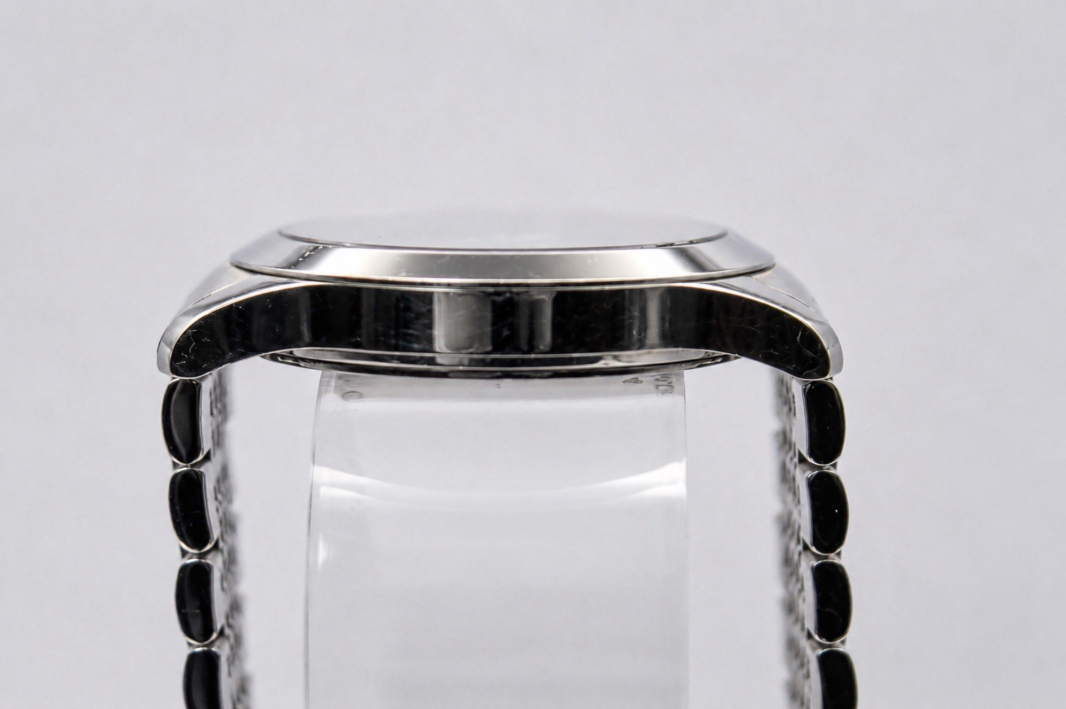 GUCCI YA126406 Brown Dial G Timeless Date 126.4 Series Silver Tone Men’s Watch