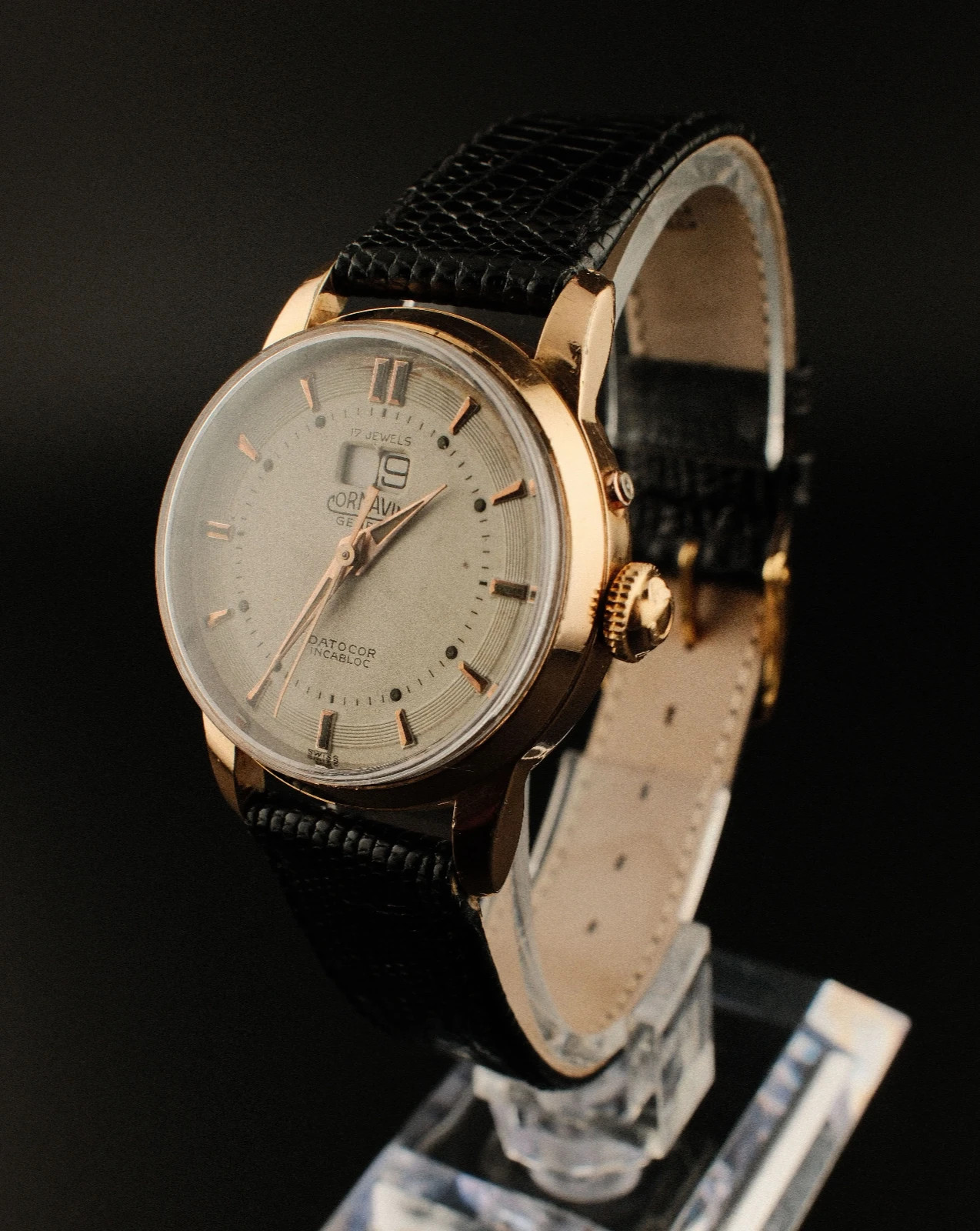 Montre vintage Cornavin Datocor