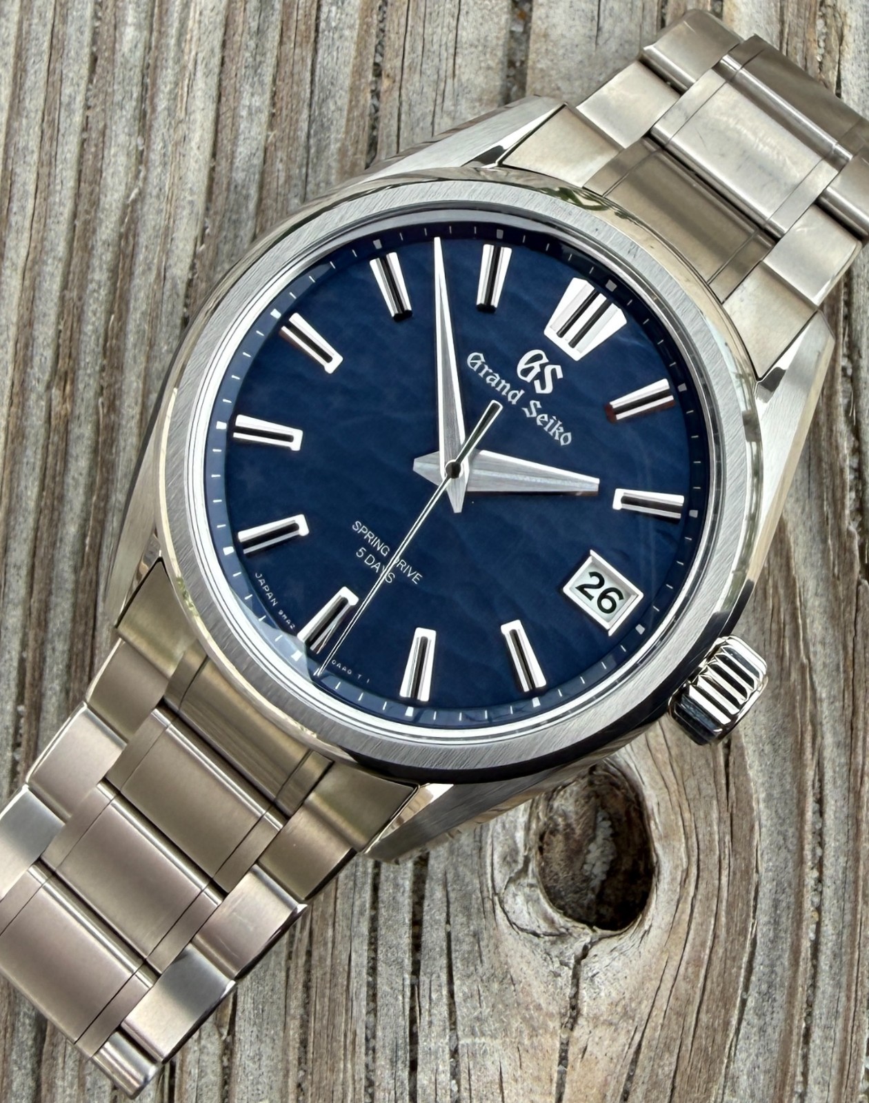 2025 Grand Seiko Evolution 9 “Lake Suwa” Spring Drive Titanium Blue Dial 40MM