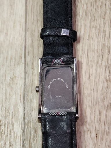 Breast Cancer Awareness Pink Ribbon Tank Style Ladies Watch New Battery