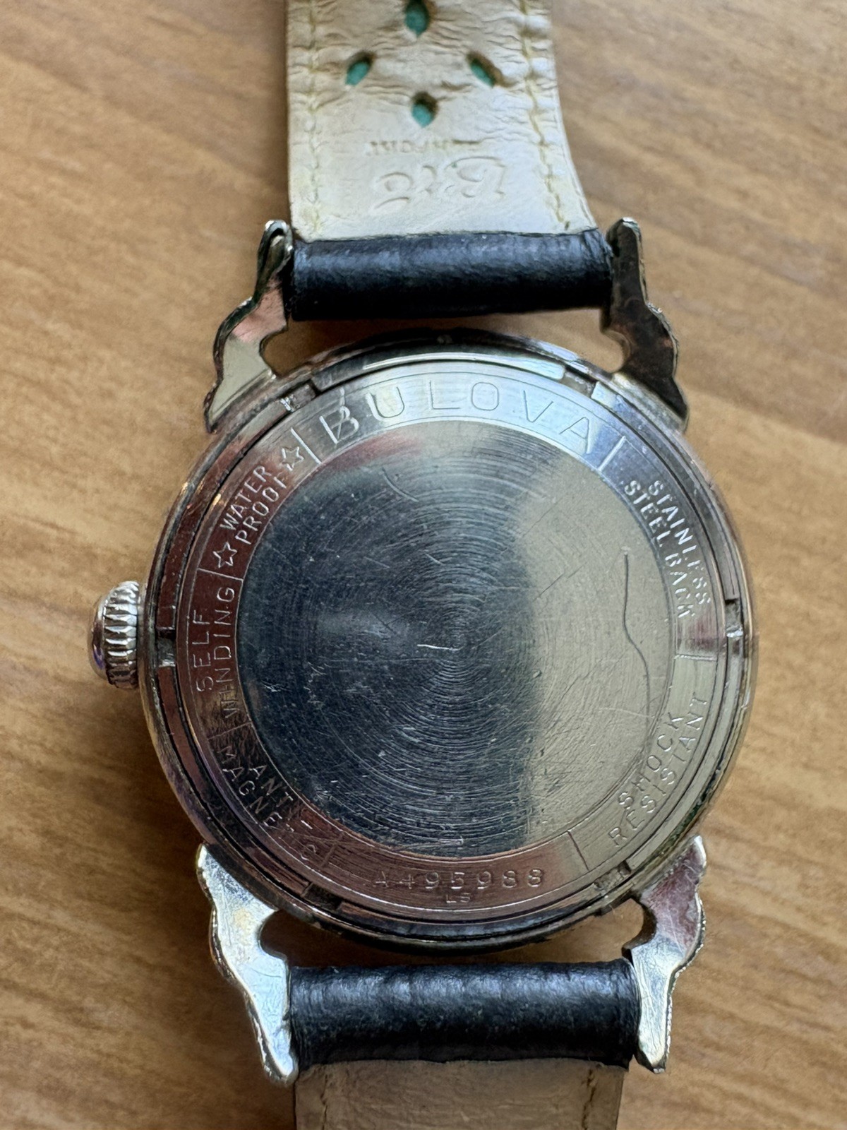Bulova Selfwinding Automatic Vintage 23J 35mm Gold Dial Black Leather