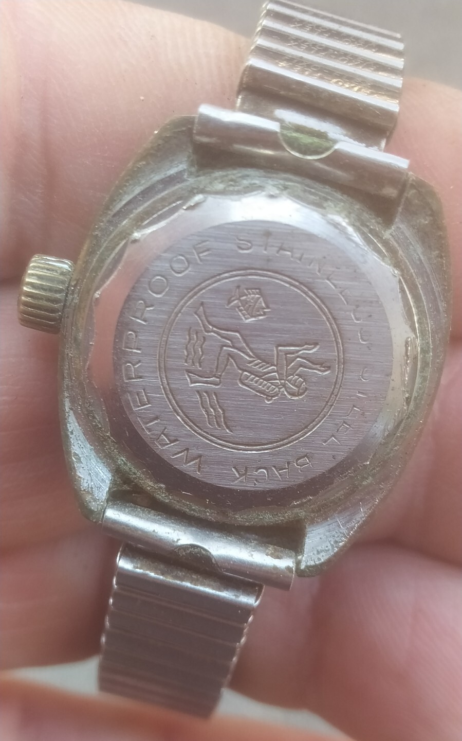 MELUX DIVER 17 Rubies – Antichoc Anti-magnetic Vintage