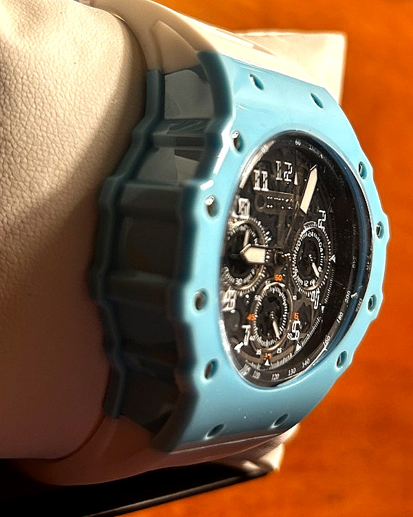 Invicta Racing Vaulthan Men’s Watch – 44mm, Blue W/ White Band 69673 New