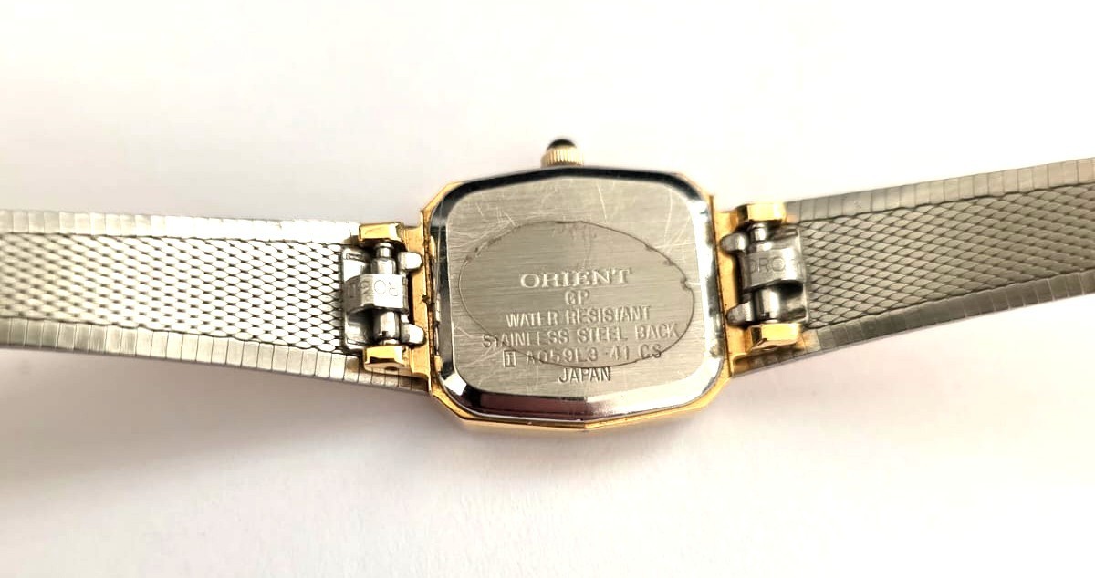 vintage Orient Quartz woman watch