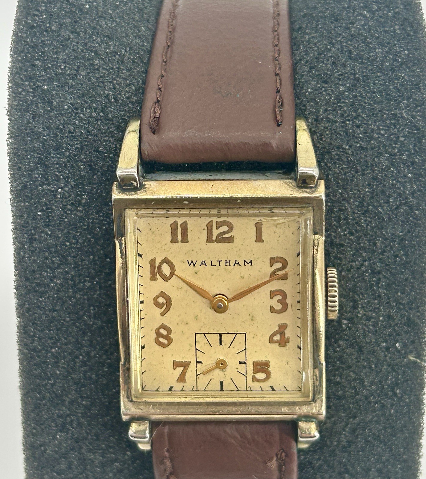 Vintage Waltham Pioneer Tank Watch 17J Cal. 750-B 10K GF Small Seconds Running