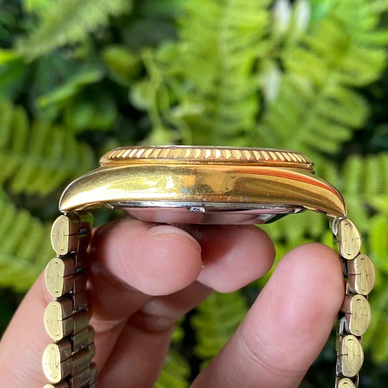 Rare Orient President Automatic 46E0901-90 Gold Dial Baton Day Date 1990s Watch