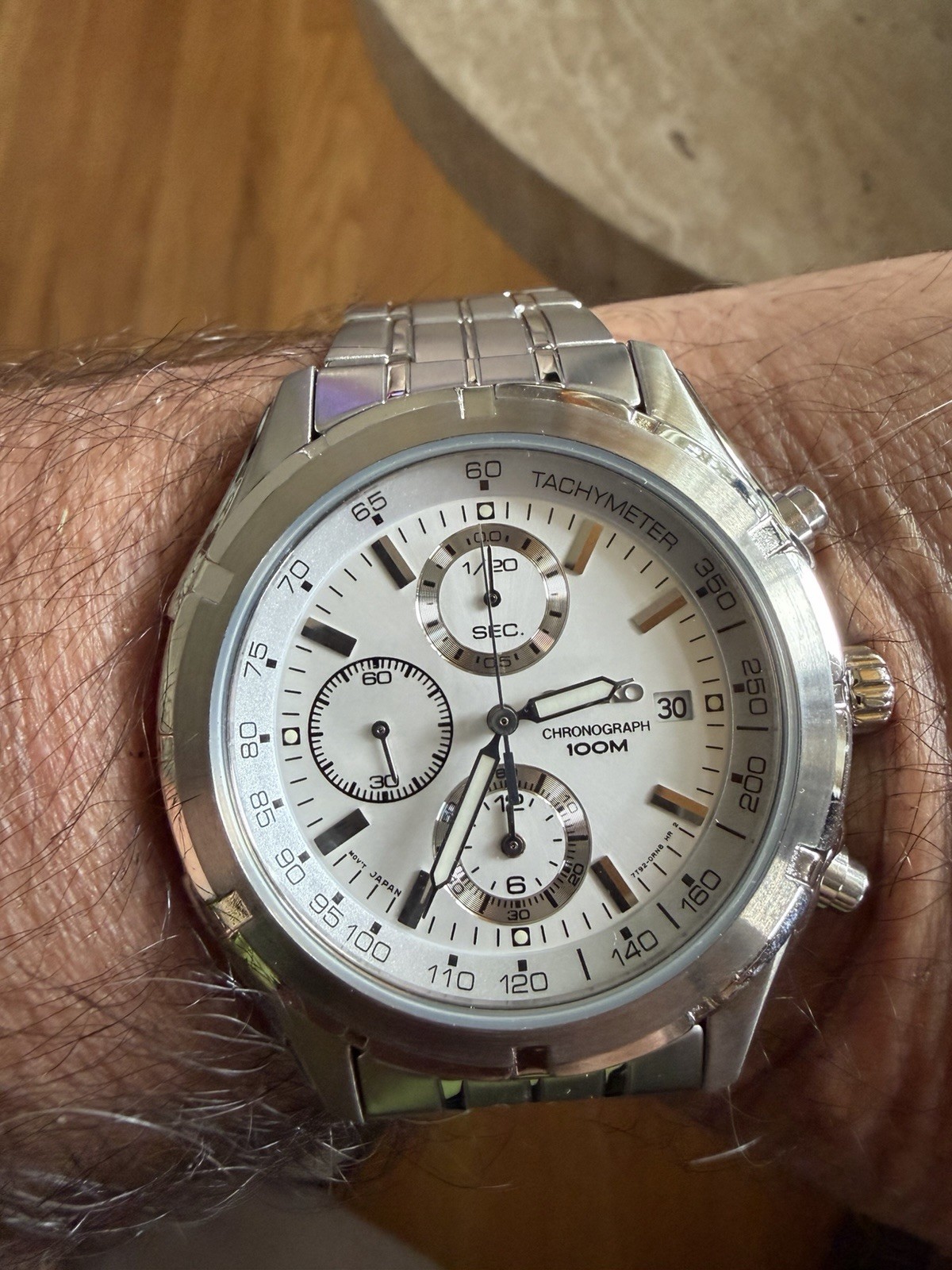 Seiko White Men’s Watch – SNDC35. ( never worn) with paper work