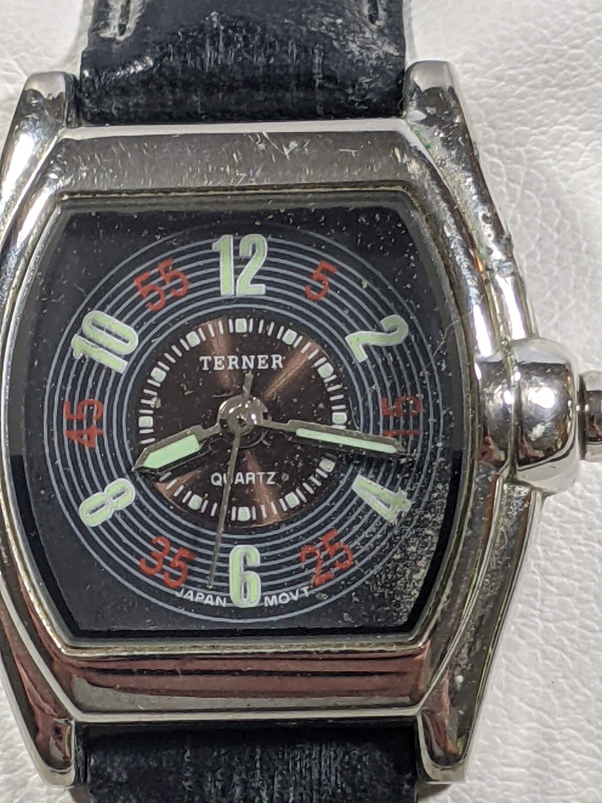Bijoux Terner Gray Dial Silver Tone Case Black Leather Band Watch 8 Inch