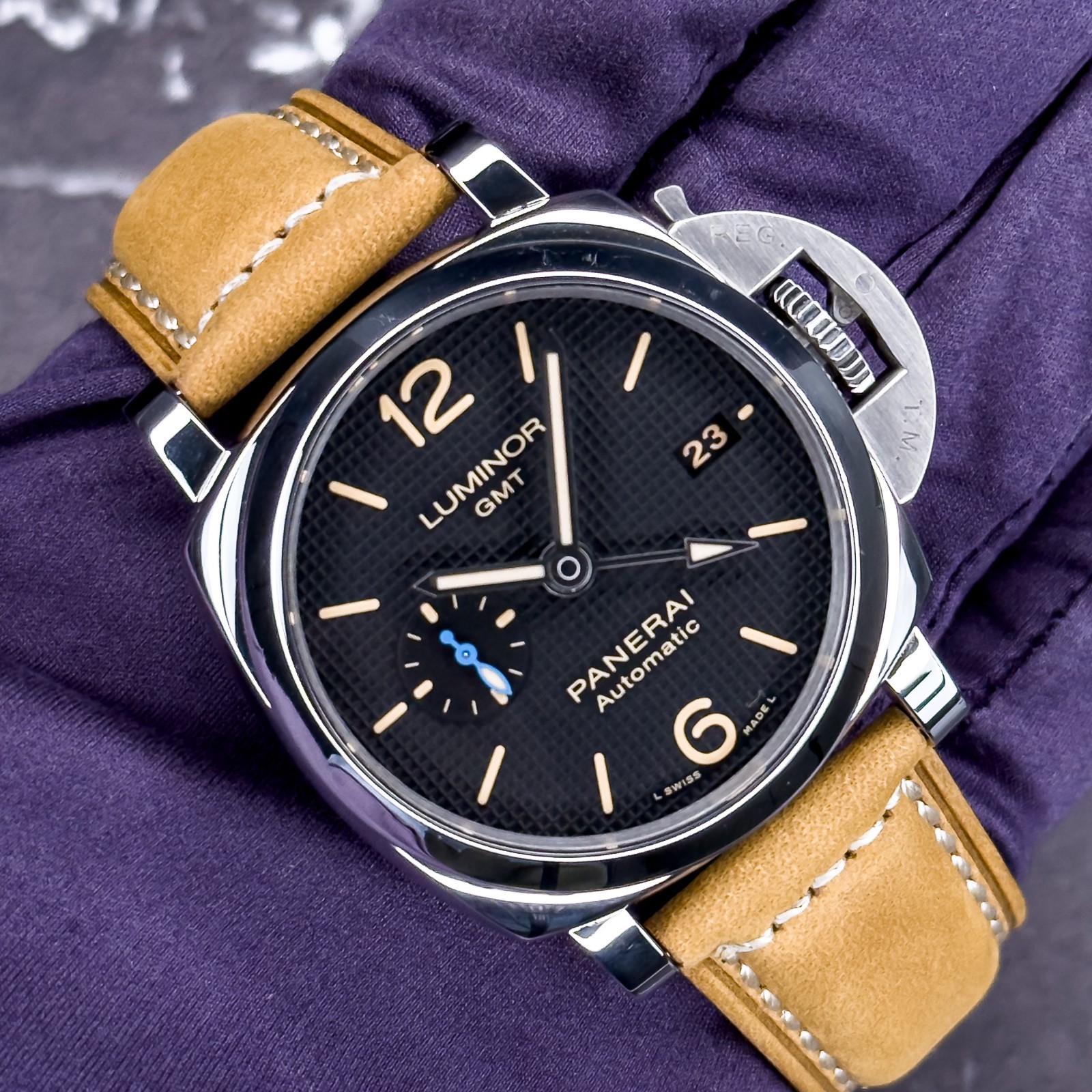 Panerai Luminor 1950 GMT 42mm Steel Hobnail Dial PAM01535 – PAM 1535 – B & P