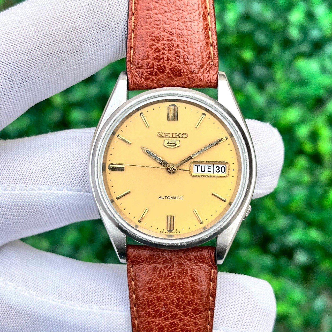 Vintage Seiko 5 Automatic Golden Dress Formal Japan Made Men’s Watch Cal. 6309