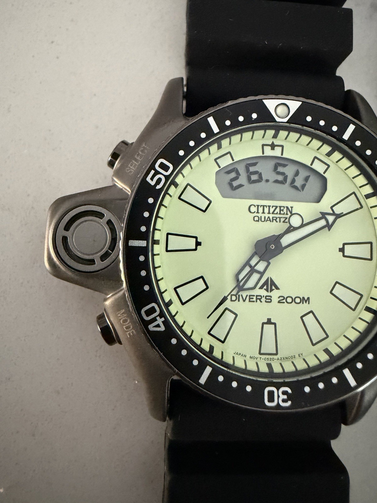 Citizen Promaster Aqualand Full Lume Dial JP2007-17W LK/NW B/P Straps Scuba Case