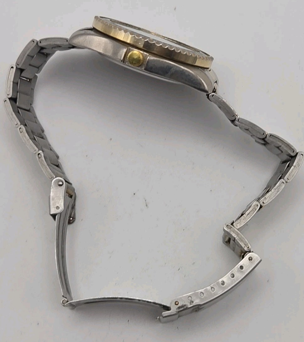 Fred Baley 38mm Dive Style Case Japan Quartz Watch SS Link band New Battery Runs
