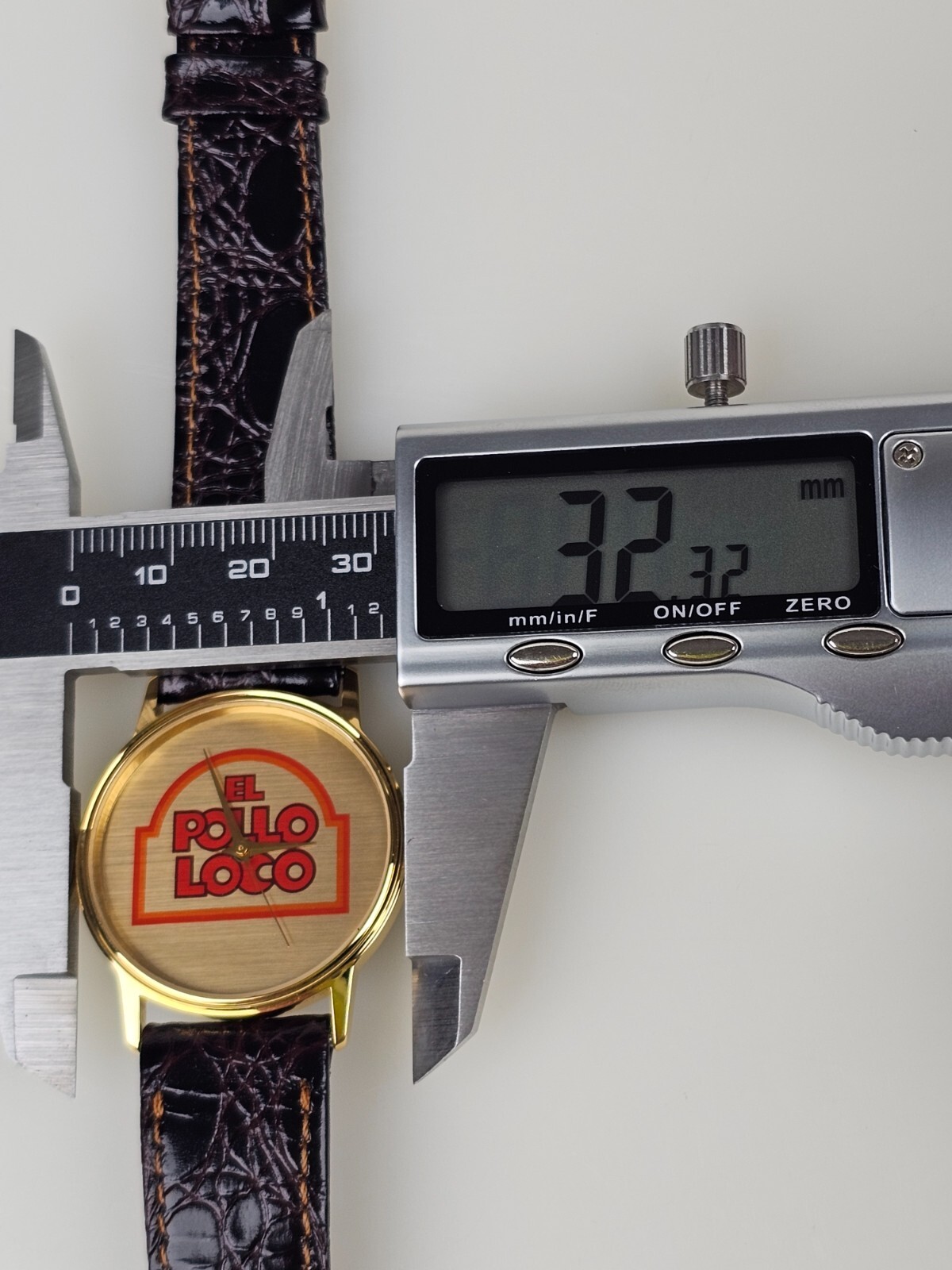 El Pollo Loco Fast Food Restaurant Promotional Quartz Wristwatch Watch Working