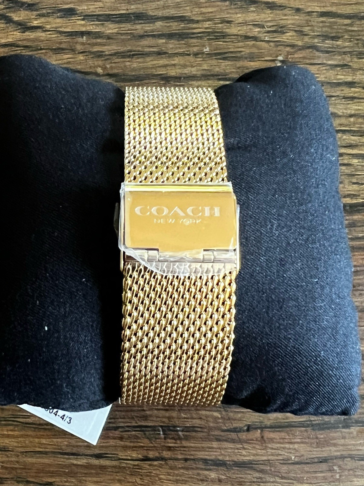 Authentic Coach Charles New York Analog Quartz Women Adult Watch Golden Gold
