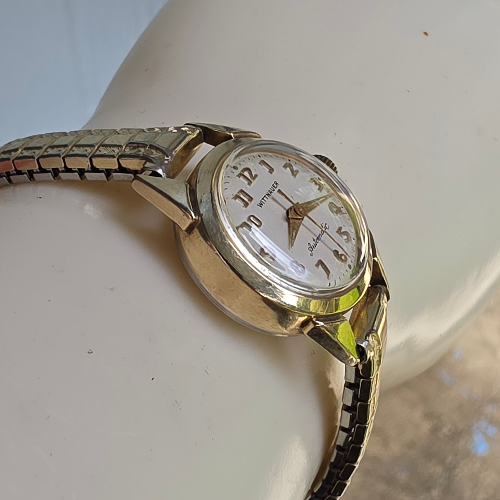 Vintage WITTNAUER Ladies automatic watch 10K GoldFilled Numeric Dial swiss 1960s
