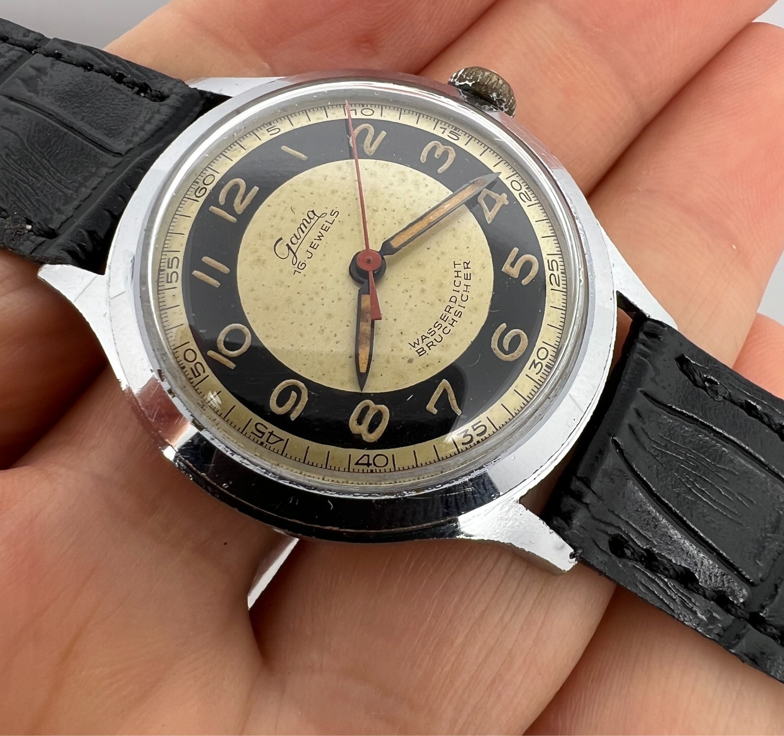 VINTAGE GAMA BULLSEYE MILITARY MENS WATCH GERMANY