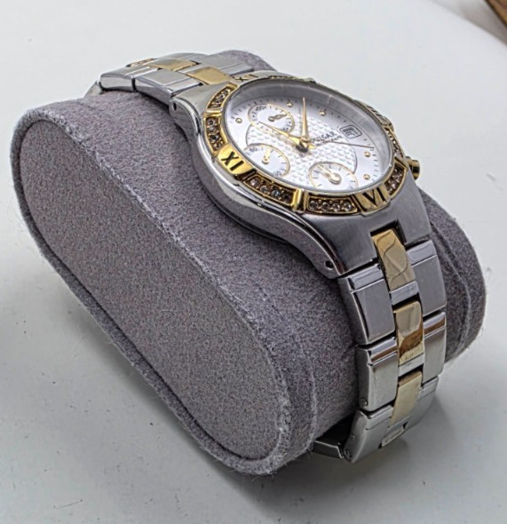 “Pulsar Chronograph YM92-X123 Two-Tone Watch – FULL KIT Box & Papers – New Batte