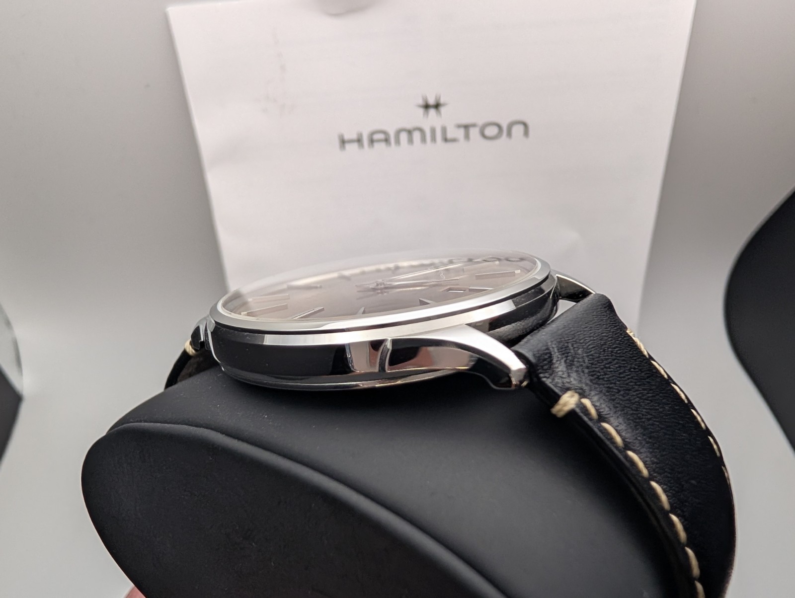 Hamilton Jazzmaster Beige Swiss Automatic Watch w/ Black Leather Strap – H385250