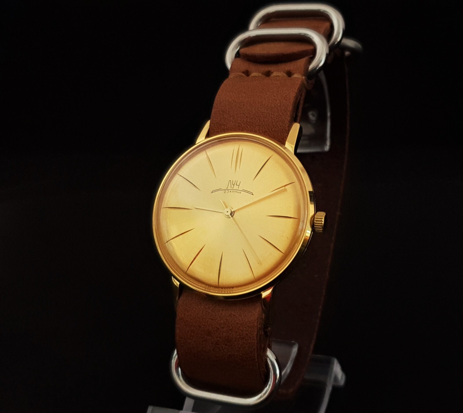 Vintage Watch USSR Poljot De Luxe ULTRA SLIM Soviet Men’s Wristwatch Luch 2209