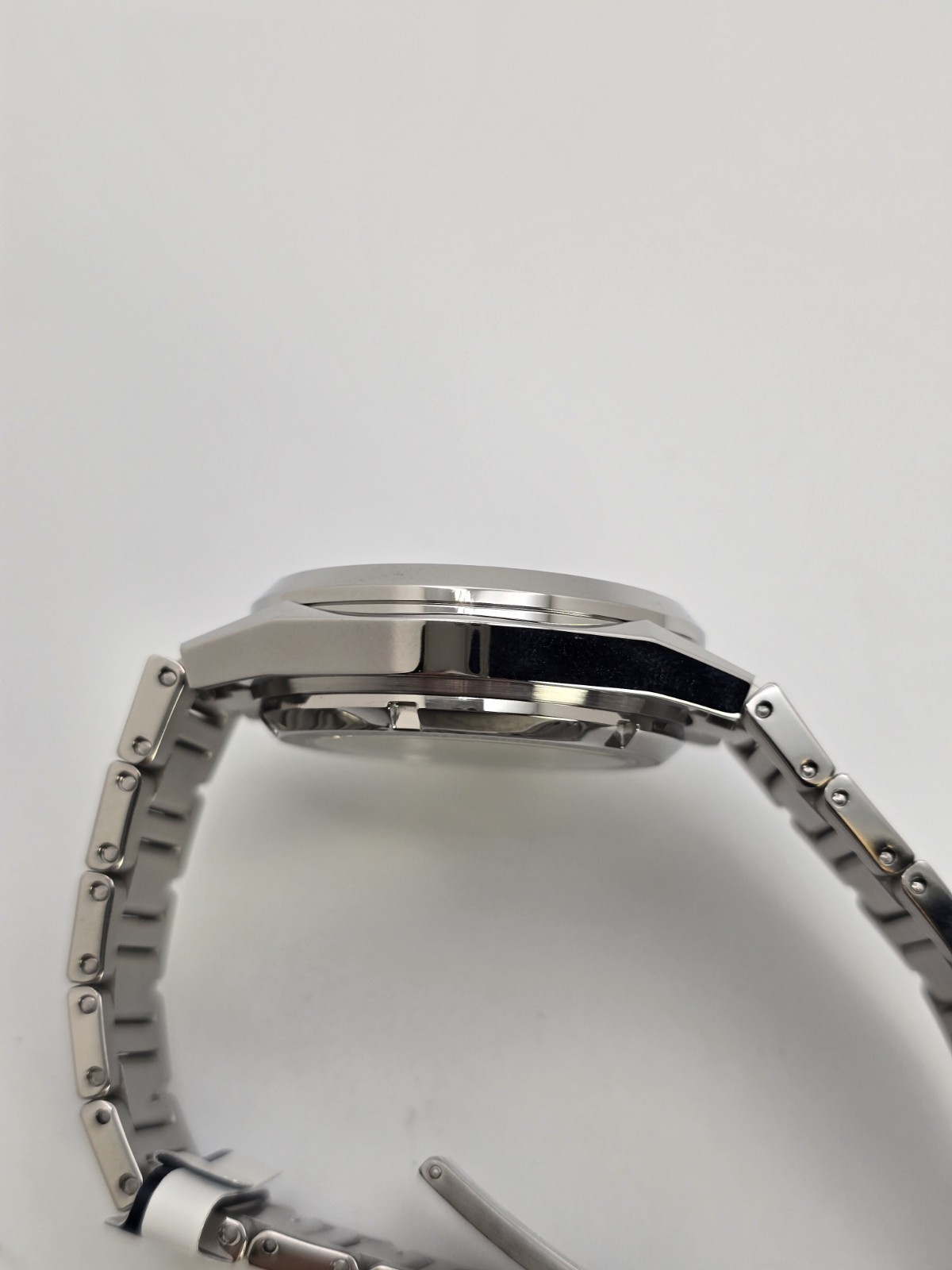 [NEW IN BOX] Casio Edifice EFK-100YD-7AJF Sapphire Crystal Watch – Japan Import
