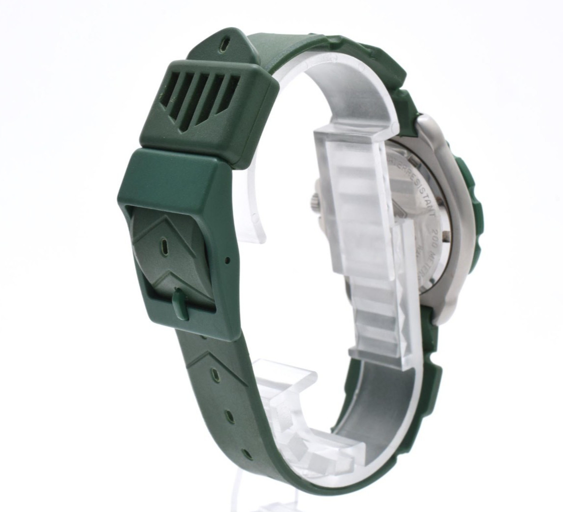 TAG Heuer Formula 1 WA1212 Quartz Men’s Watch Green Dial Diver 200m 34mm JAPAN