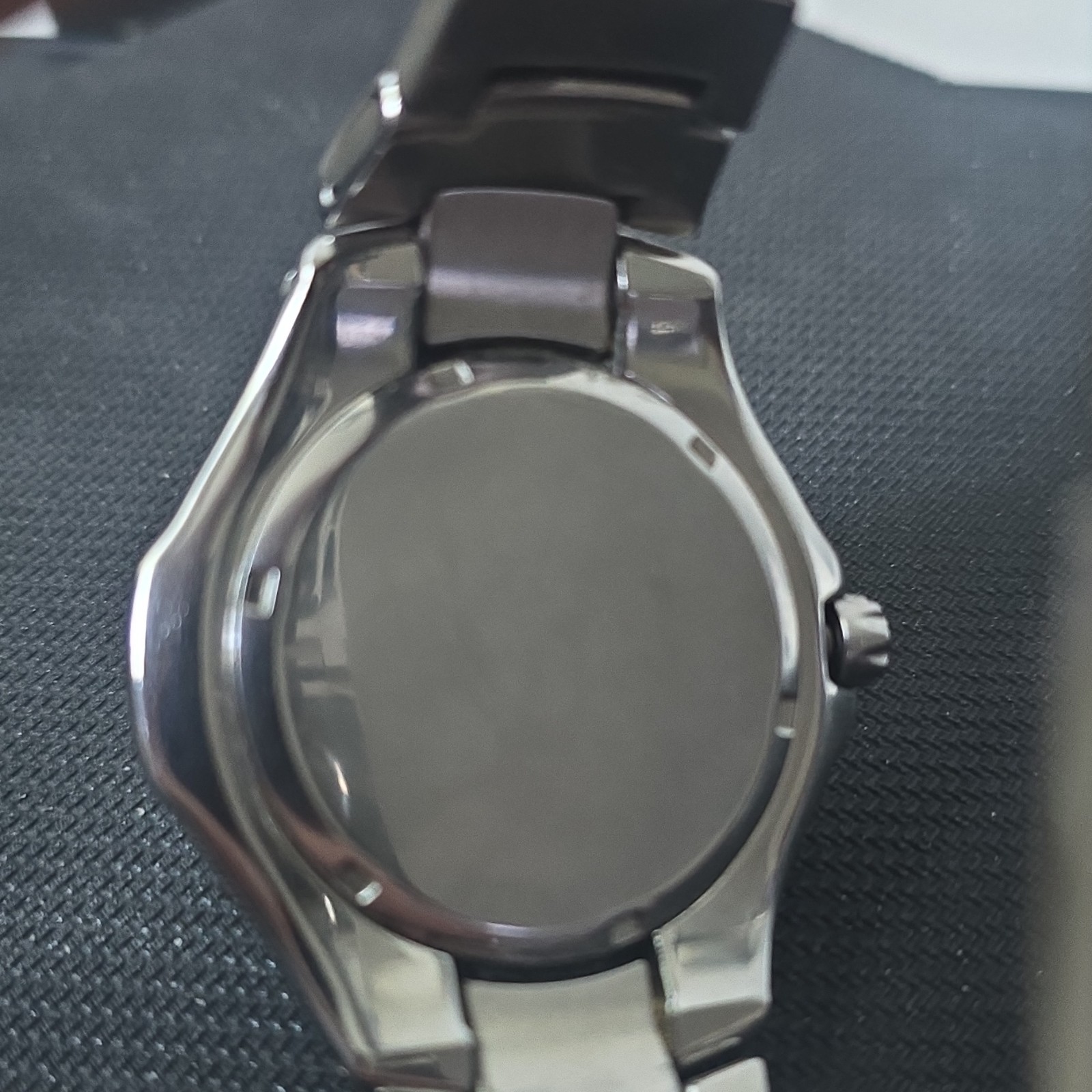 Citizen Eco-Drive WR200 Quartz Date Black Dial SS Bracelet 100m Diver Bezel