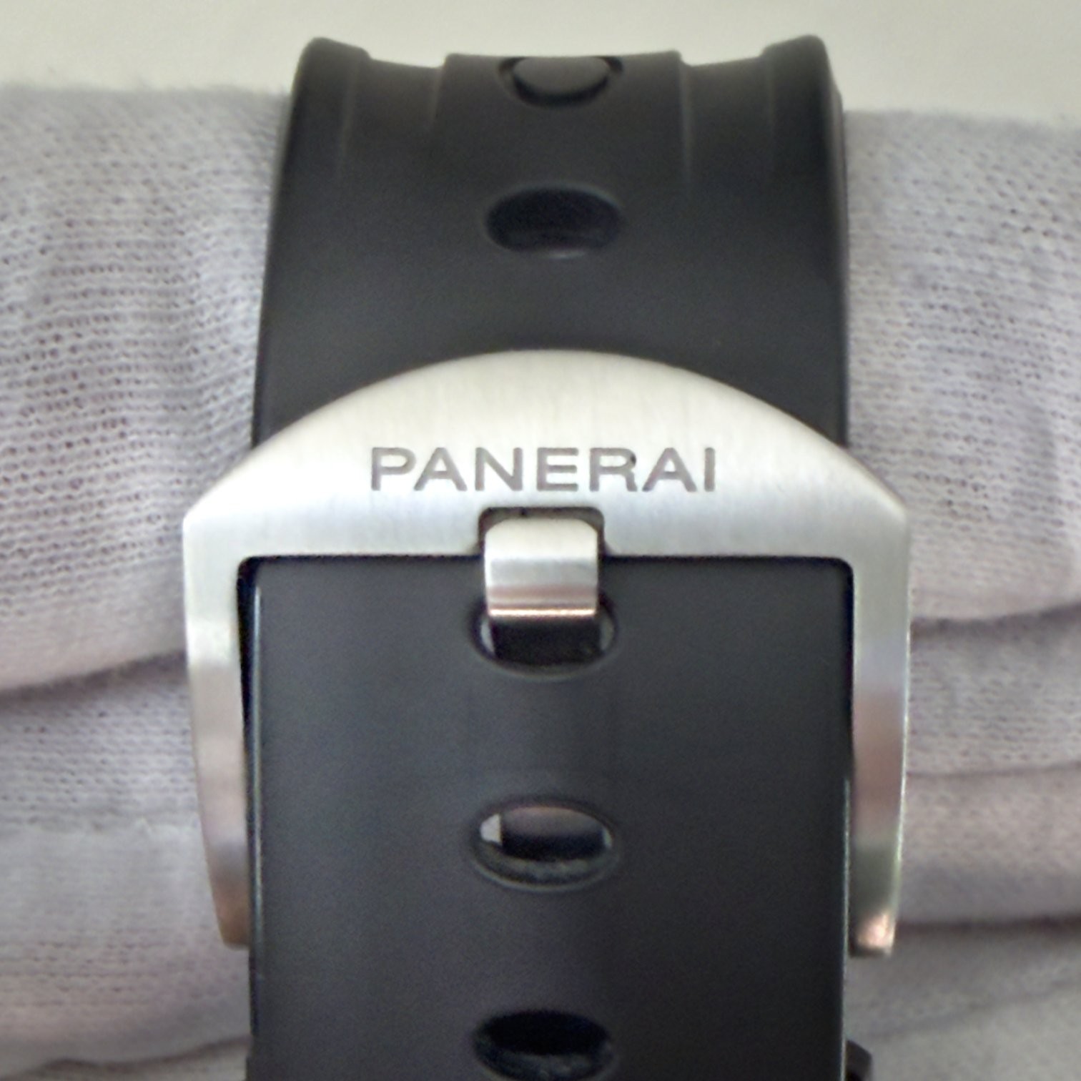 Panerai Luminor Submersible PAM01024 PAM01024