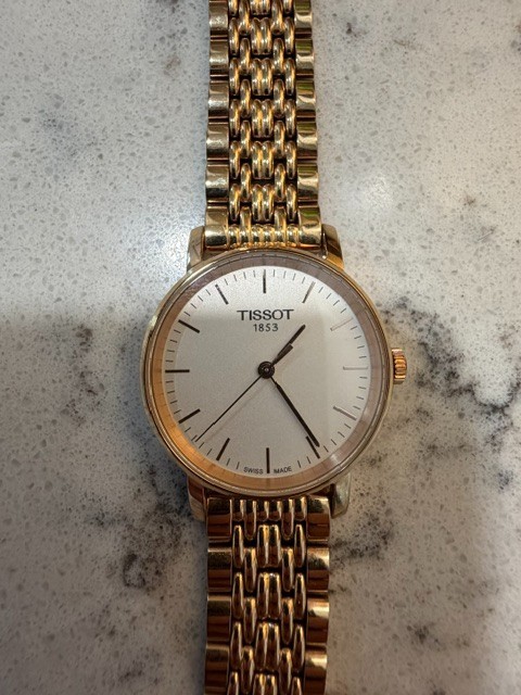 Tissot Quartz White Dial Gold Tone Stainless Steel Bracelet Women’s Watch 30mm