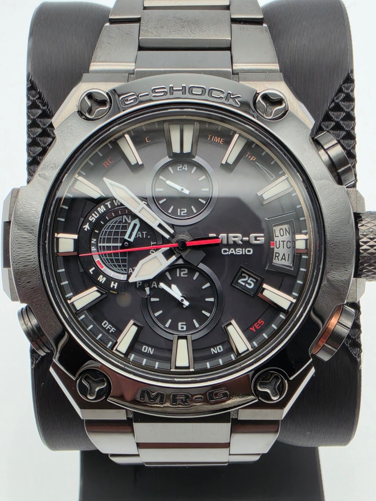 Casio G-Shock MR-G MRG-G2000CB-1AJR GPS Solar Titanium Box Papers