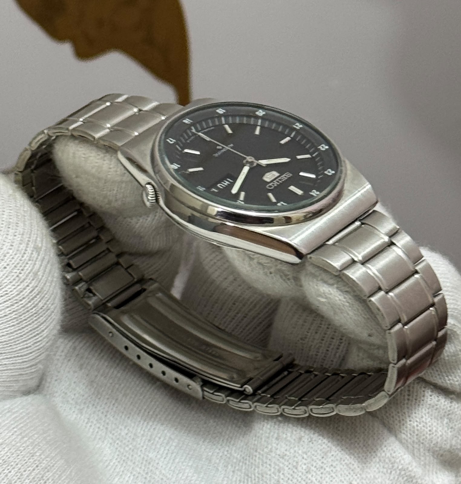 Seiko 5 Men’s Automatic Black Dial Day/Date 24H SS Bracelet Excellent Condition