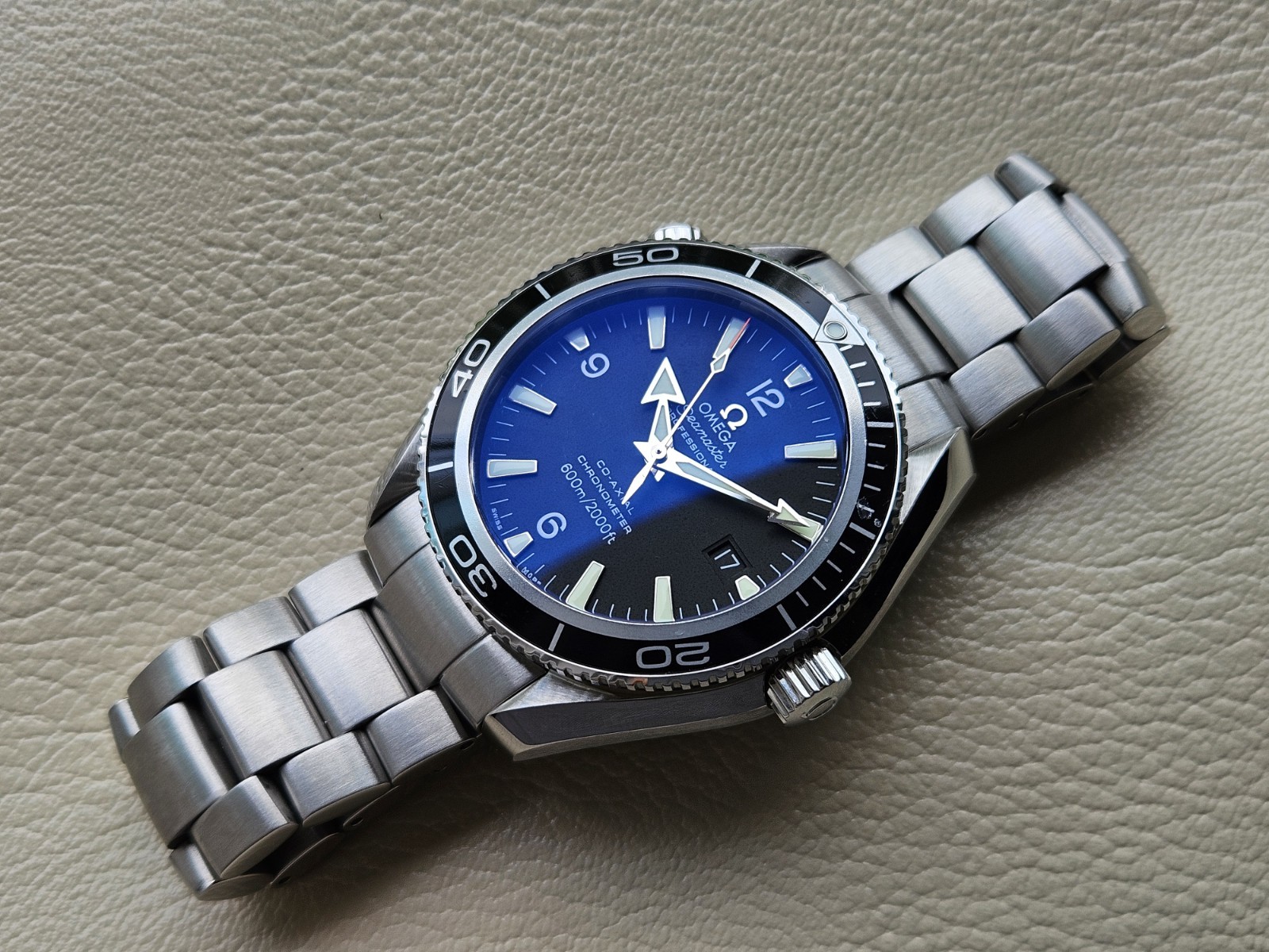 OMEGA Seamaster Planet Ocean Black 42mm 2201.50.00 (2007)