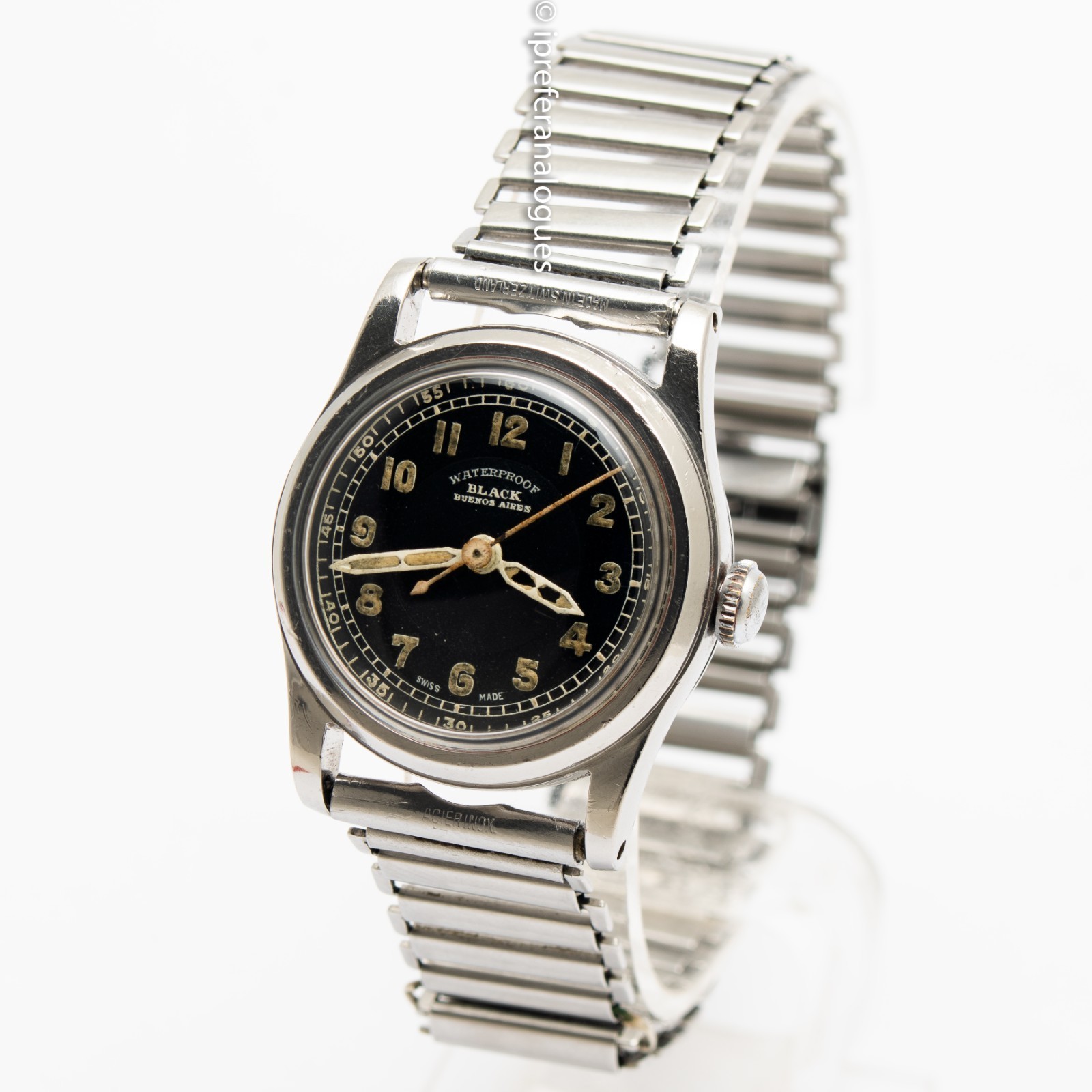 Extra Rare Helvetia Waterproof Military Signed Black in Buenos Aires c.1941 30mm