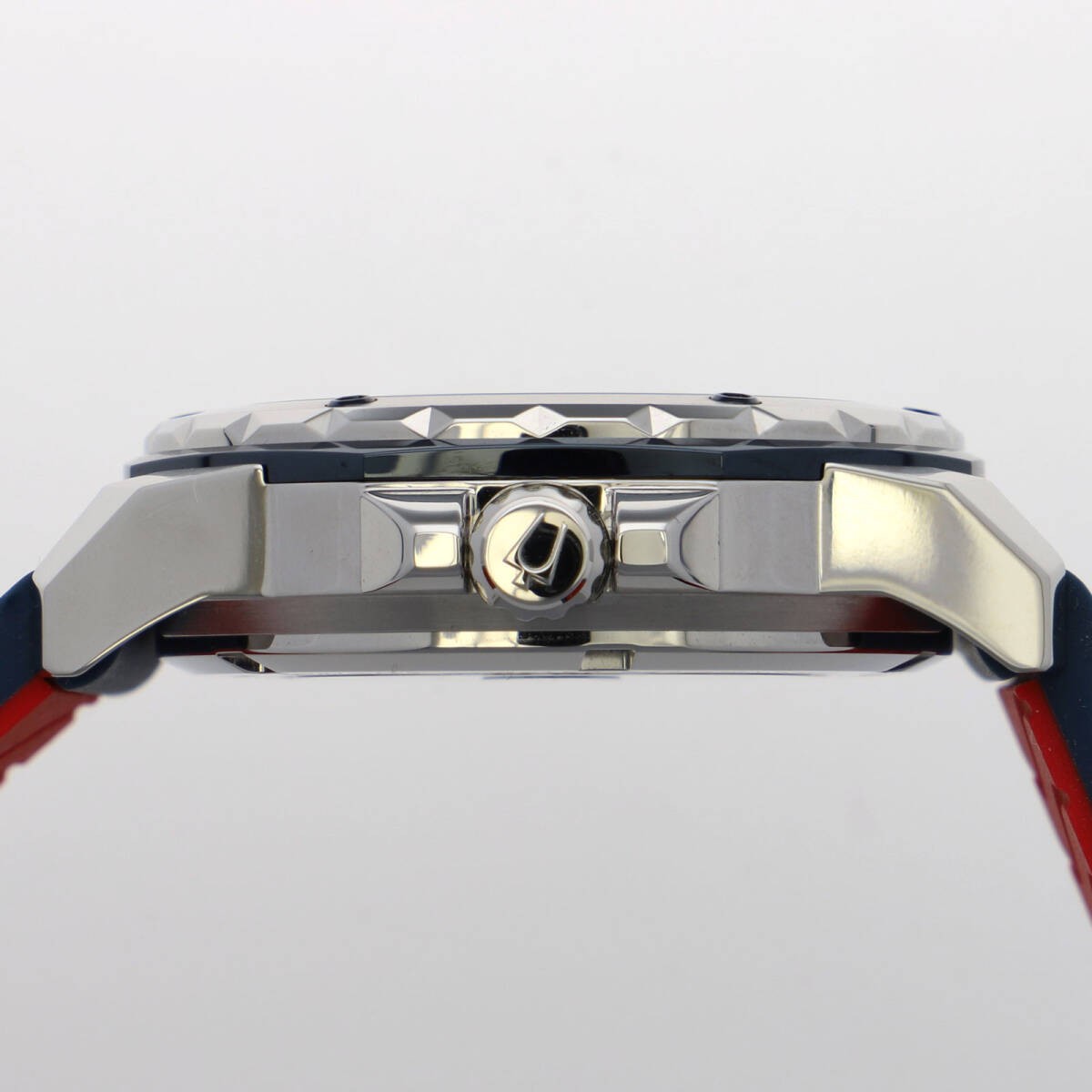 BULOVA Round, skeleton back 98A225 TO310066
