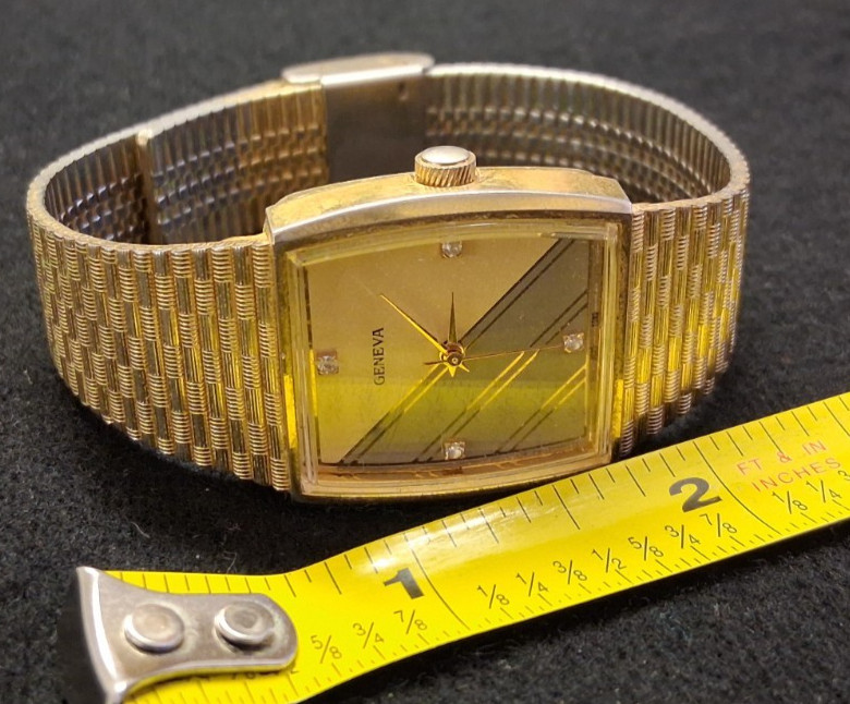 VINTAGE GENEVA RECTANGULAR DRESS WRISTWATCH GEOMETRIC ASYMMETRICAL DIAL WATCH