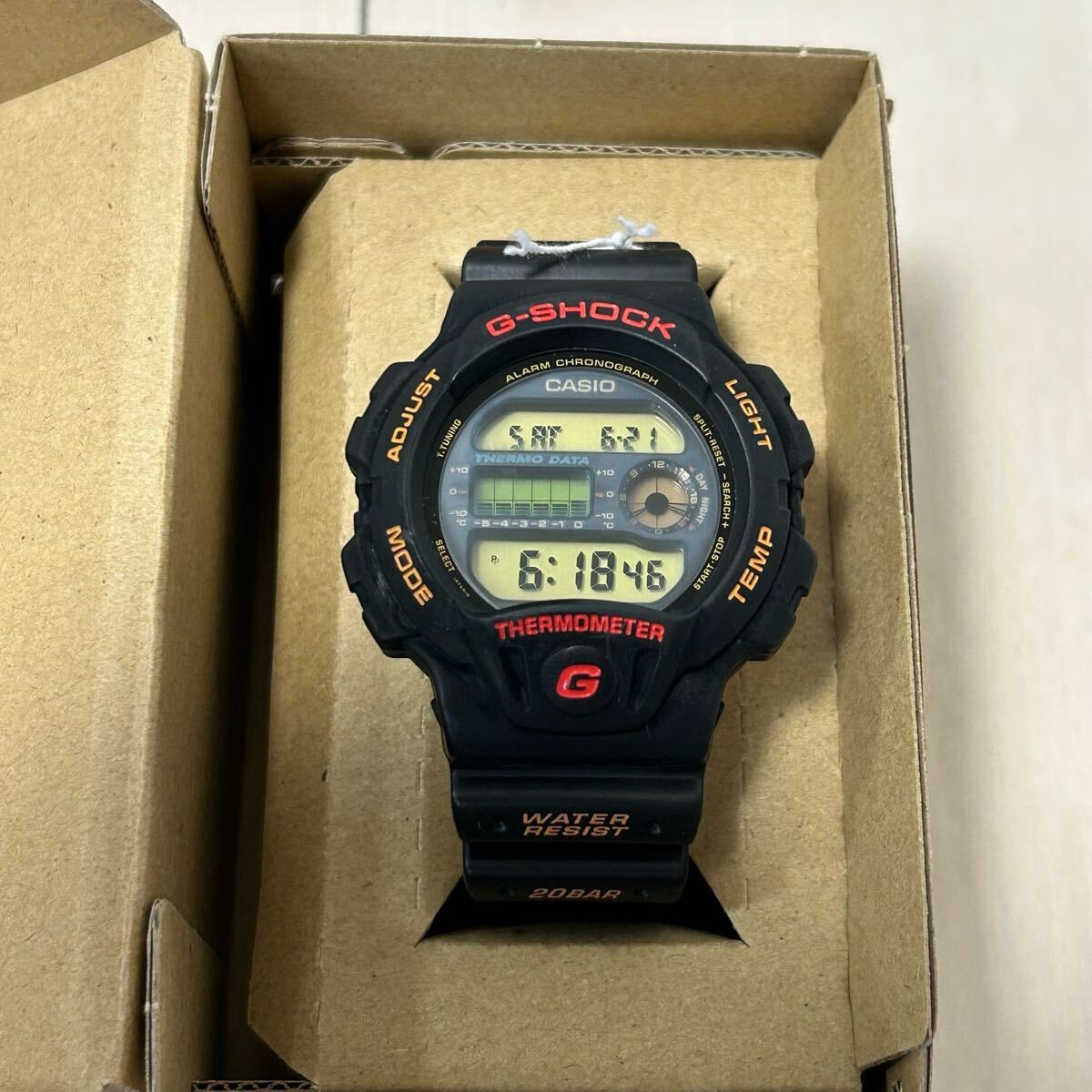 New and unused CASIO G-SHOCK DW-6100GJ-1 Thermometer Casio Watch G-Shock