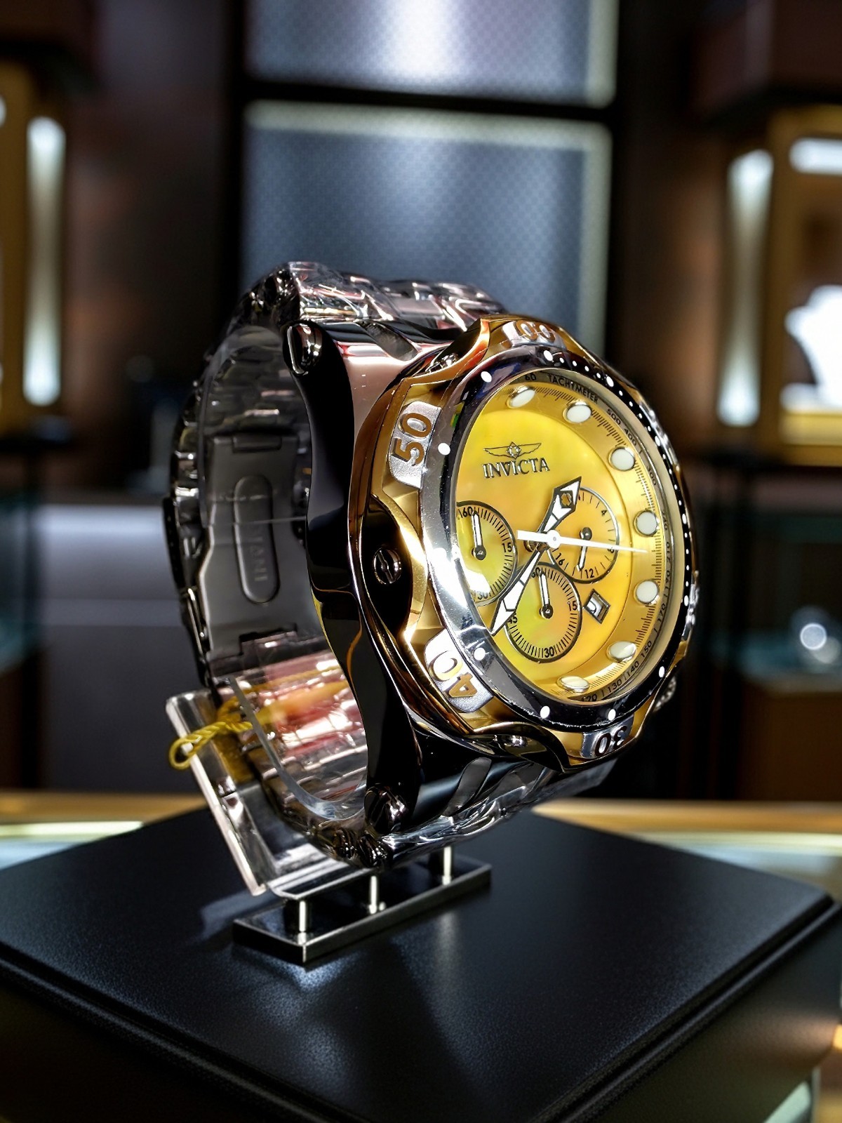 🔥🔥🔥INVICTA FUSION NACREVAU WATCH MOTHER OF PEARL DIAL 54MM STEEL, GOLD🔥🔥🔥