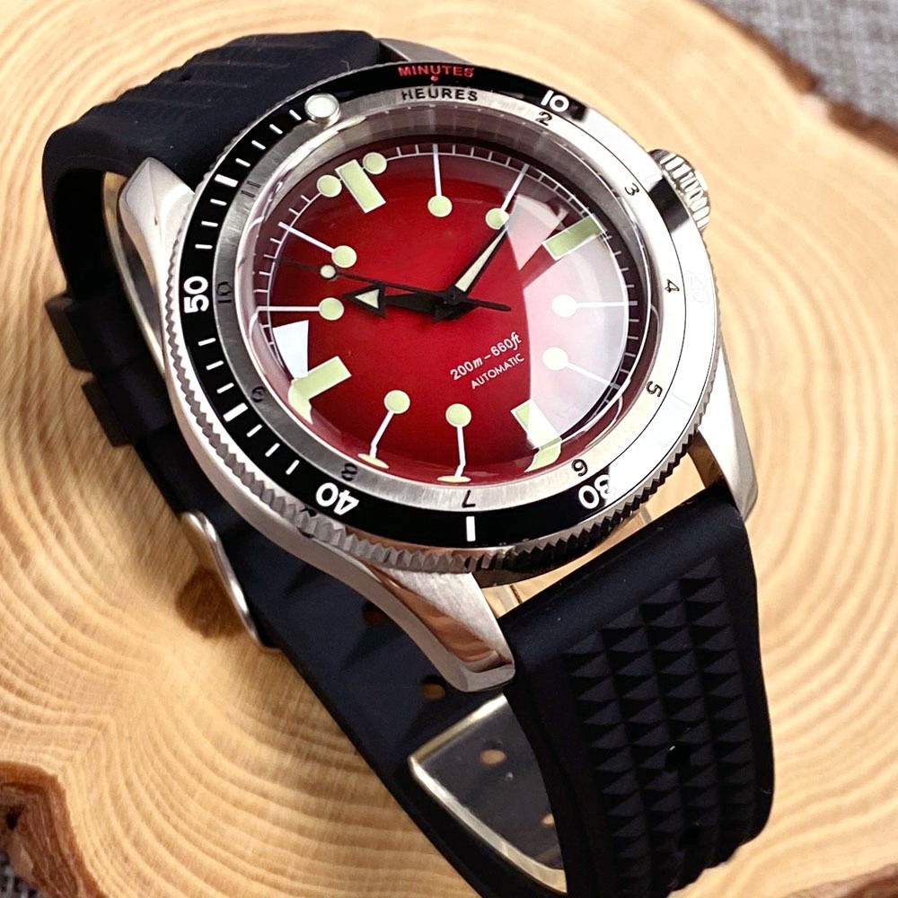 Red 40mm Miyota 8215 Automatic Diver Men Watch 20ATM Waterproof Domed Sapphire