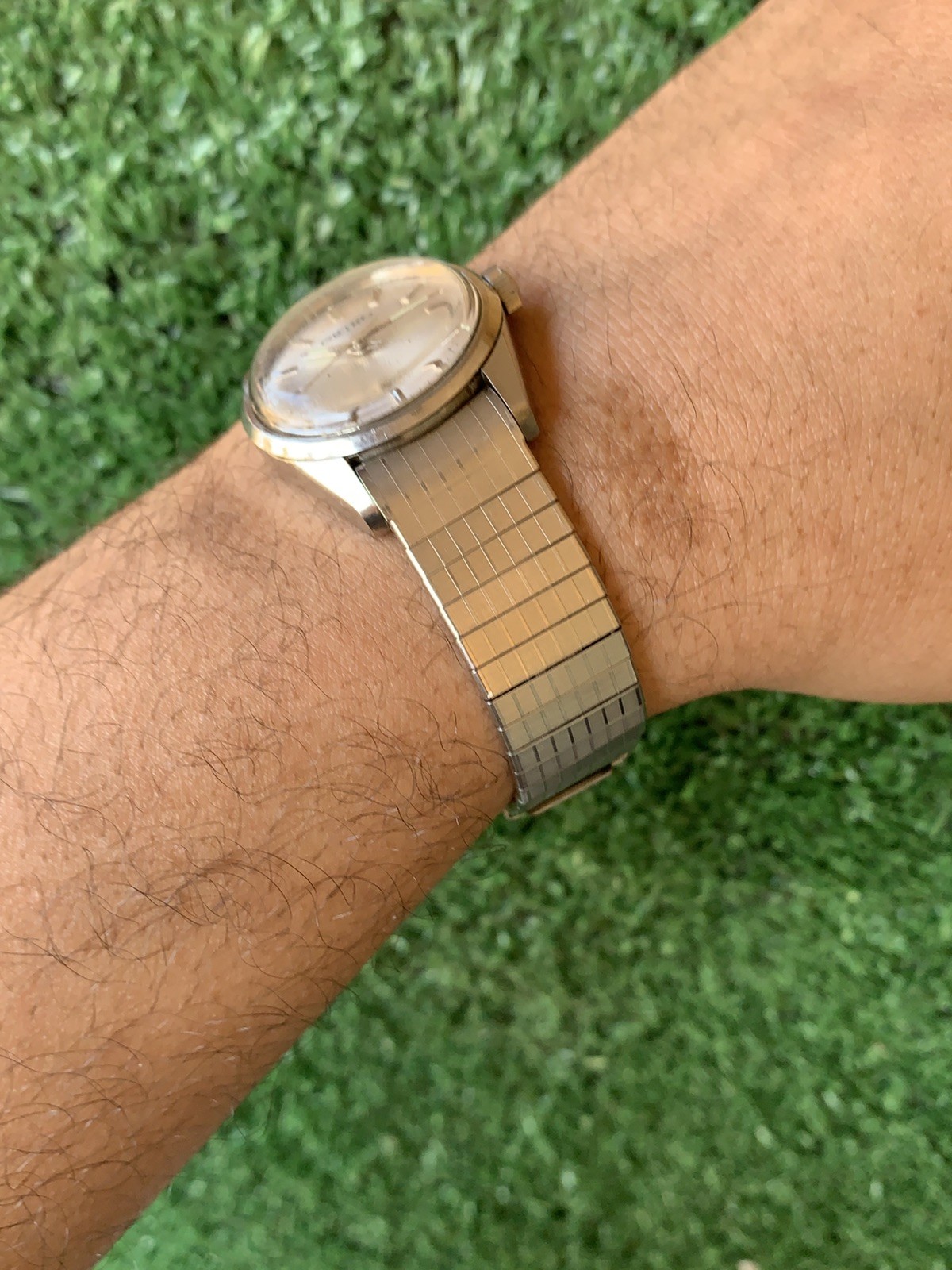 Vintage Seiko 66-7970 Hand wind Watch 30mm Boy Size 1970s Japanese Timepiece 17J
