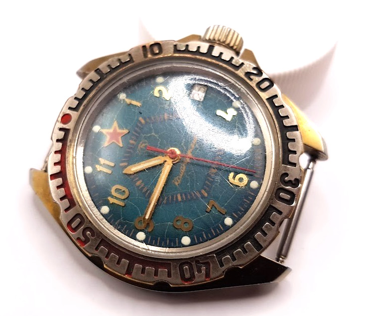 LEGENDARY RUSSIAN VINTAGE MENS WATCH VOSTOK KOMANDIRSKIYe MECHANICAL WORKING RAR