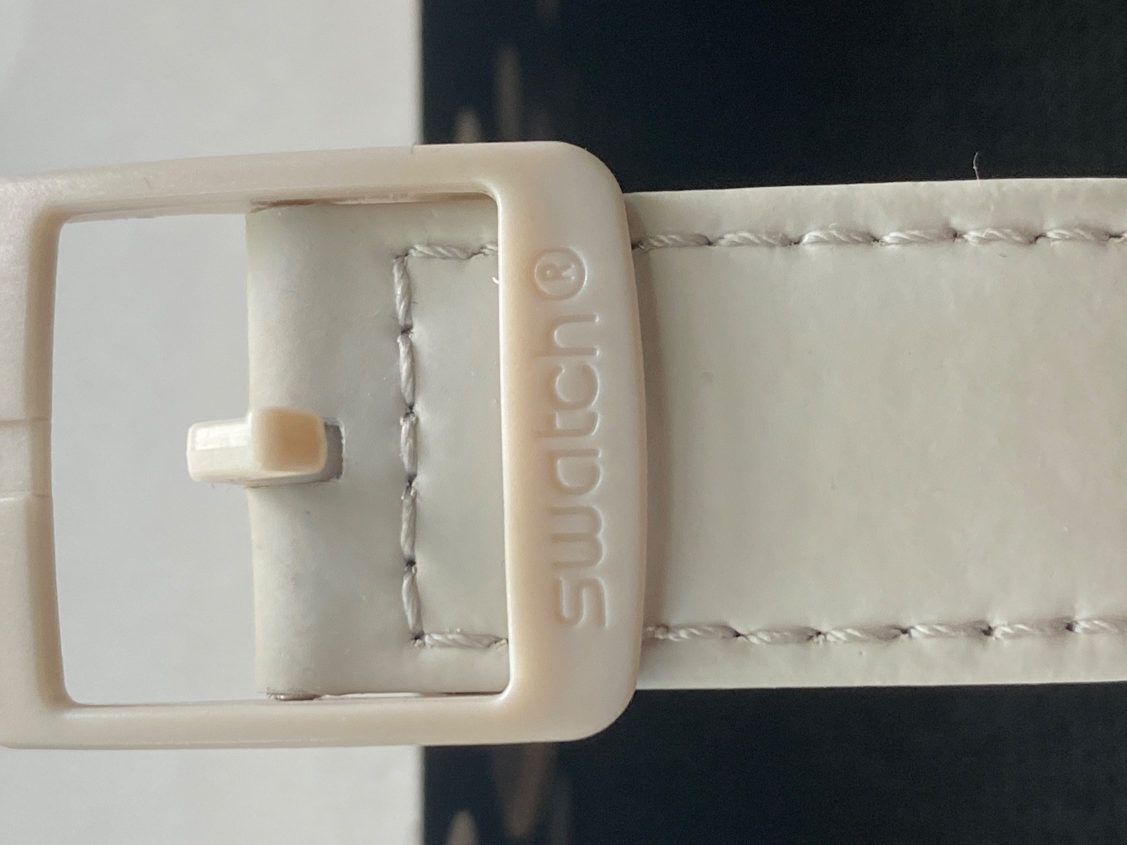 New Limited Edition Swiss Swatch SISTEM51 CREAM SUTM400 Automatic 42MM Leather