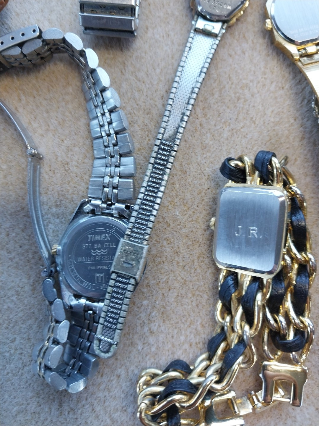 Is 18 none working watches