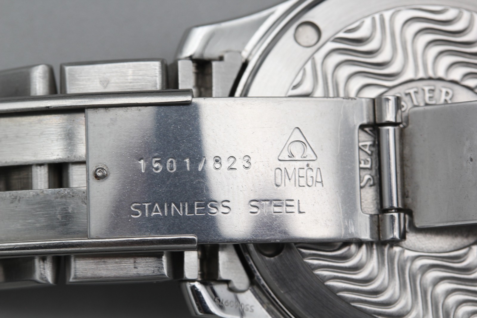 ▶️【Exc+5 w/ Box】OMEGA Seamaster 120m Cal.1538 2511.31 Silver Quartz Men’s Watch