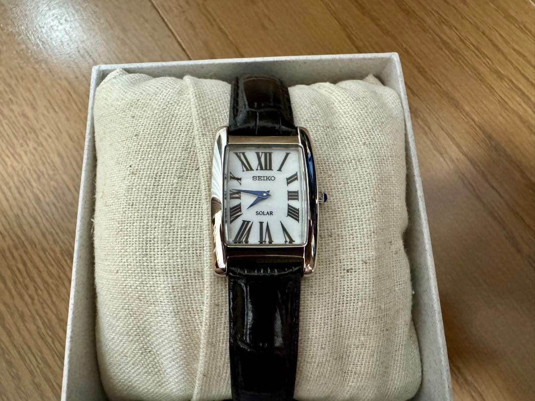 Seiko Tank Solar Watch Roman Numerals Rectangular White Dial