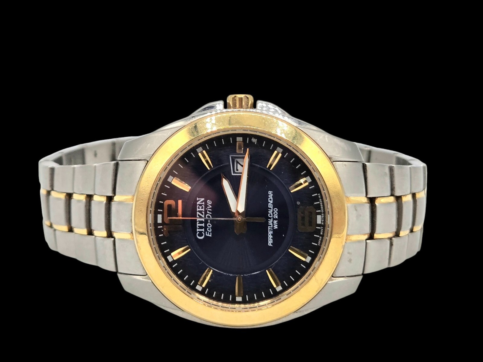 Citizen Eco-Drive Men Watch 2-Tone 41mm Ref: e764-s066352 Water Resistant 20 BAR